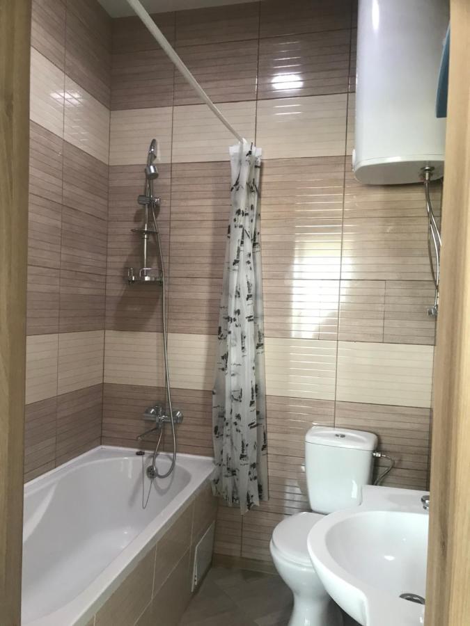 Apartamento Flat with the sea view Chornomorsk Exterior foto